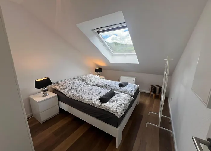 Apartment Gemuetliche 3-zimmer-wohnung Mit Panoramablick Und Kostenlosem Ueberdachten Parkplatz Winterberg