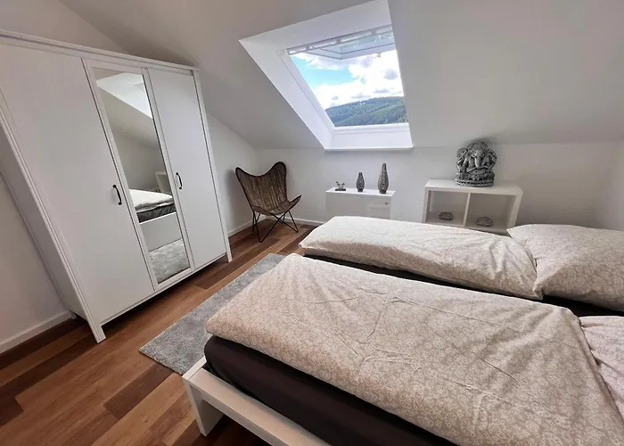 Gemuetliche 3-zimmer-wohnung Mit Panoramablick Und Kostenlosem Ueberdachten Parkplatz Apartment Winterberg