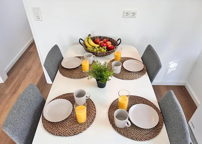 Gemuetliche 3-zimmer-wohnung Mit Panoramablick Und Kostenlosem Ueberdachten Parkplatz Winterberg